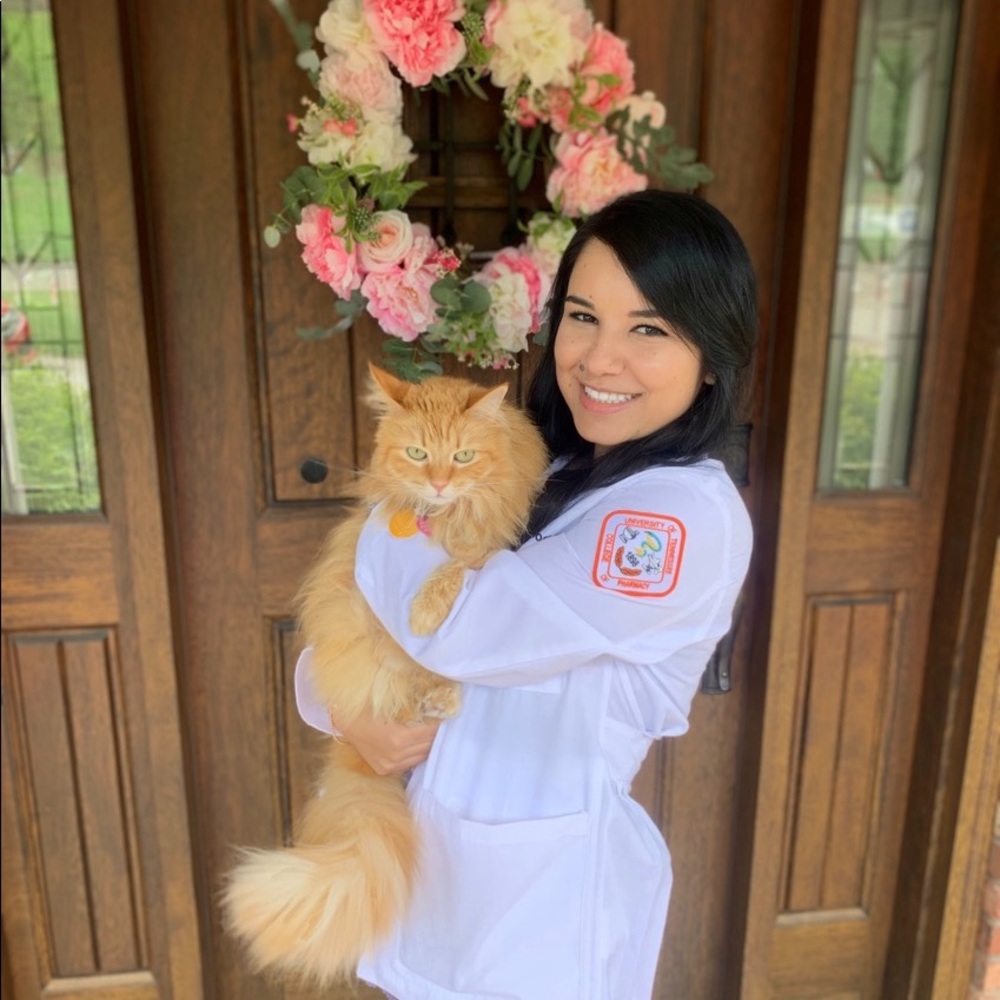 Meet your Posher, Lorraine